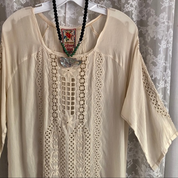 JOHNNY WAS * NWOT Buttercream Eyelet Lace Sheer Cupra Rayon Top - Picture 2 of 8